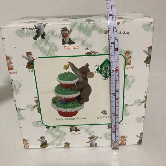 Charming Tails by Enesco, “Merry Christmas Cupcake” Figurine - Picture 9 of 10